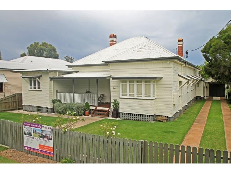 74 Guy Street, Warwick QLD 4370