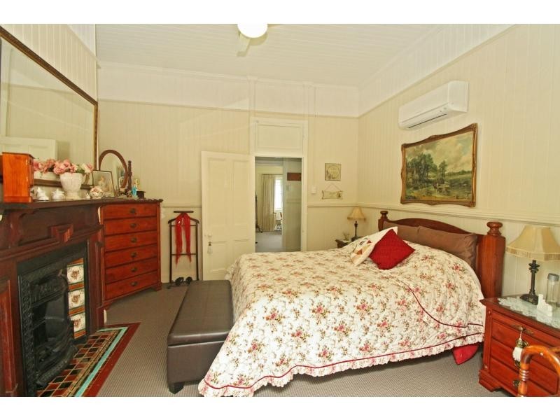 74 Guy Street, Warwick QLD 4370