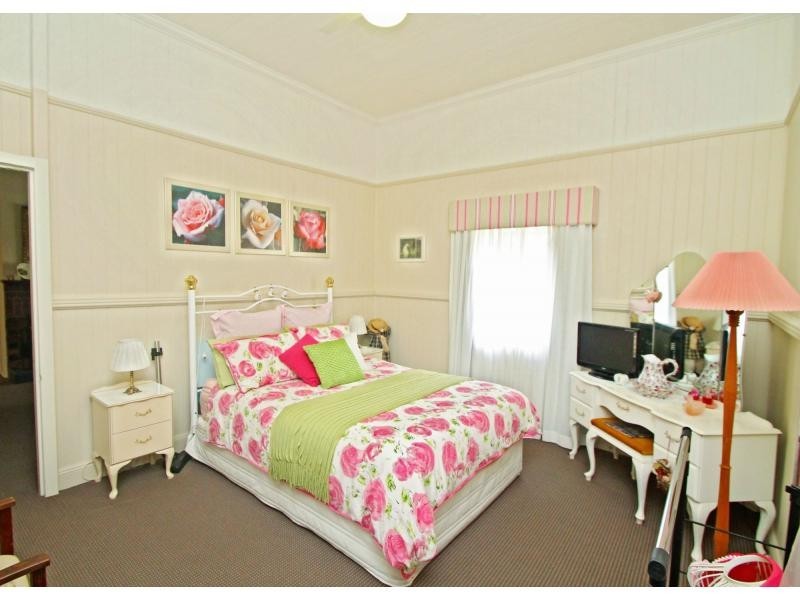 74 Guy Street, Warwick QLD 4370