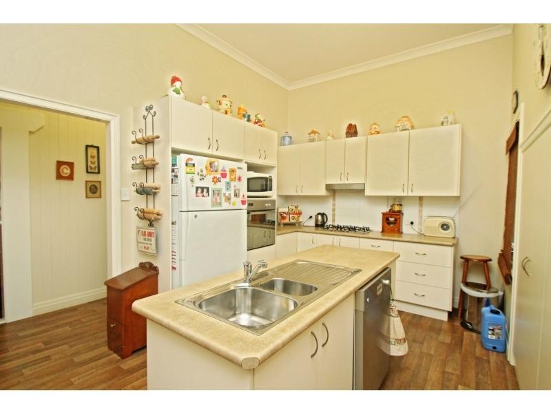 74 Guy Street, Warwick QLD 4370