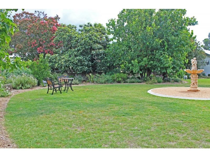 74 Guy Street, Warwick QLD 4370