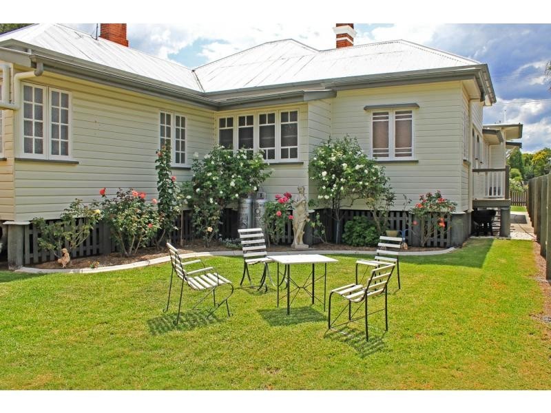 74 Guy Street, Warwick QLD 4370