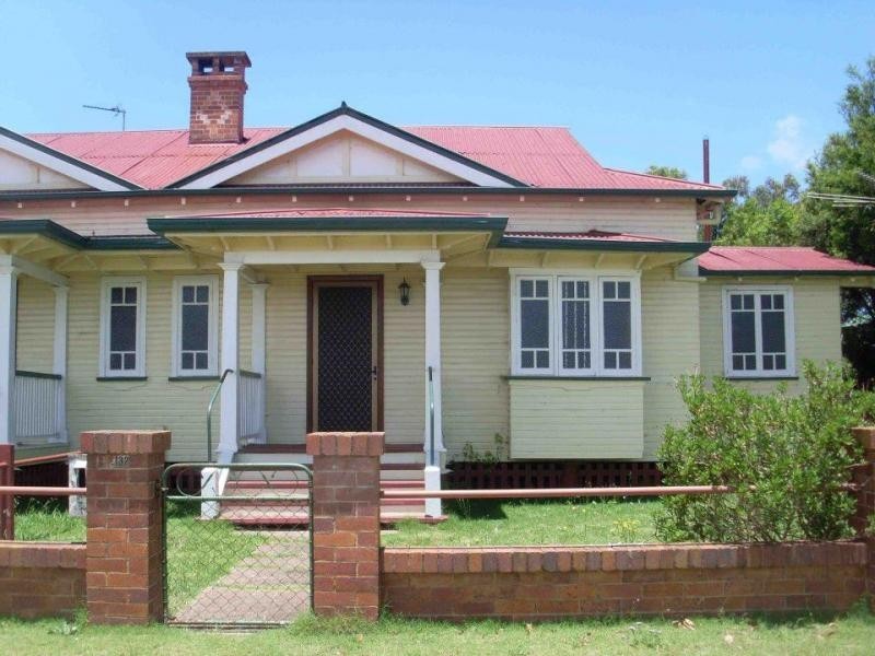 Unit 2 132 Grafton Street, Warwick QLD 4370