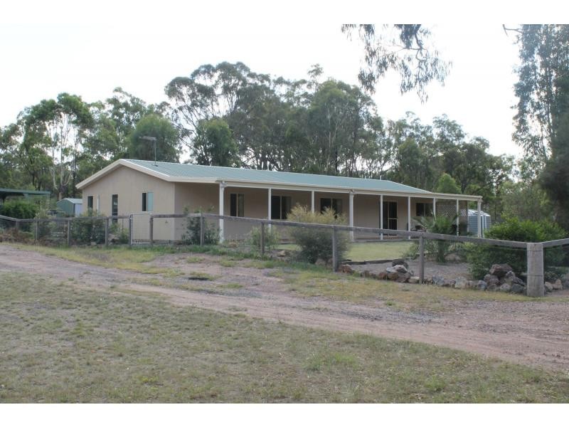 69 Ironbark Lane, Leslie Dam QLD 4370
