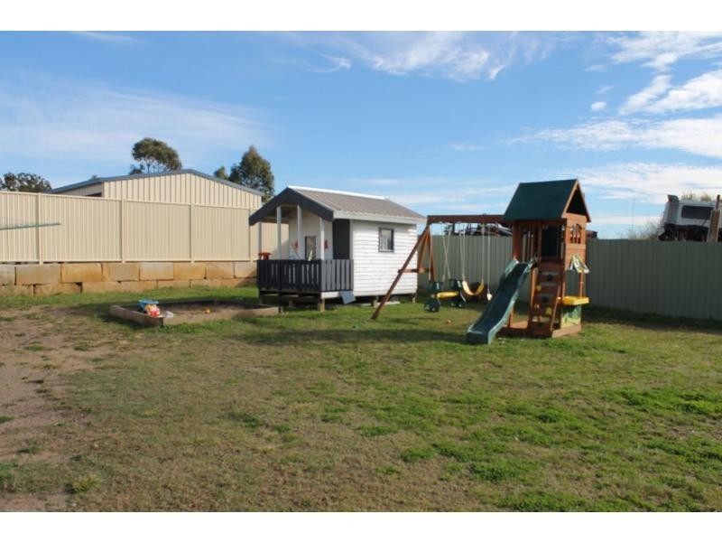 22 Keith Mitchell Drive, Warwick QLD 4370