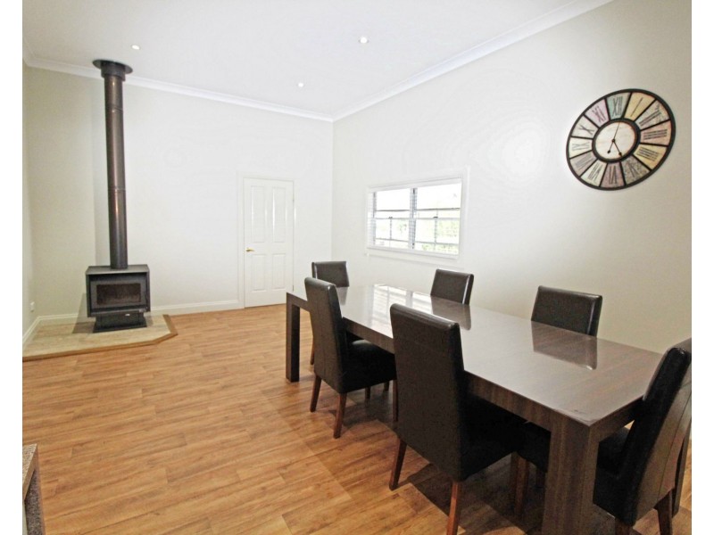 8A William Street, Warwick QLD 4370