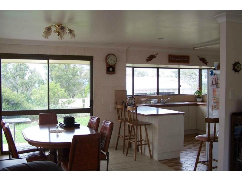 90 Rettkes Road, Warwick QLD 4370