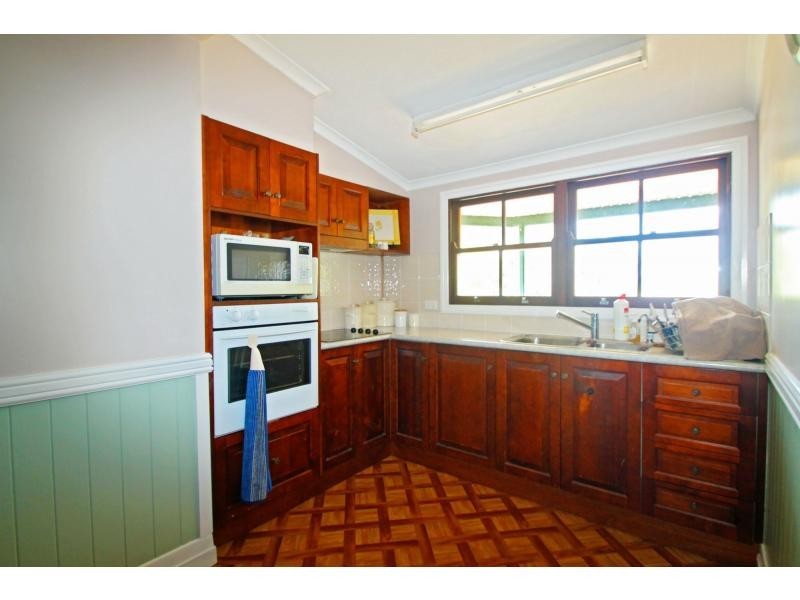 92 Albion Street, Warwick QLD 4370