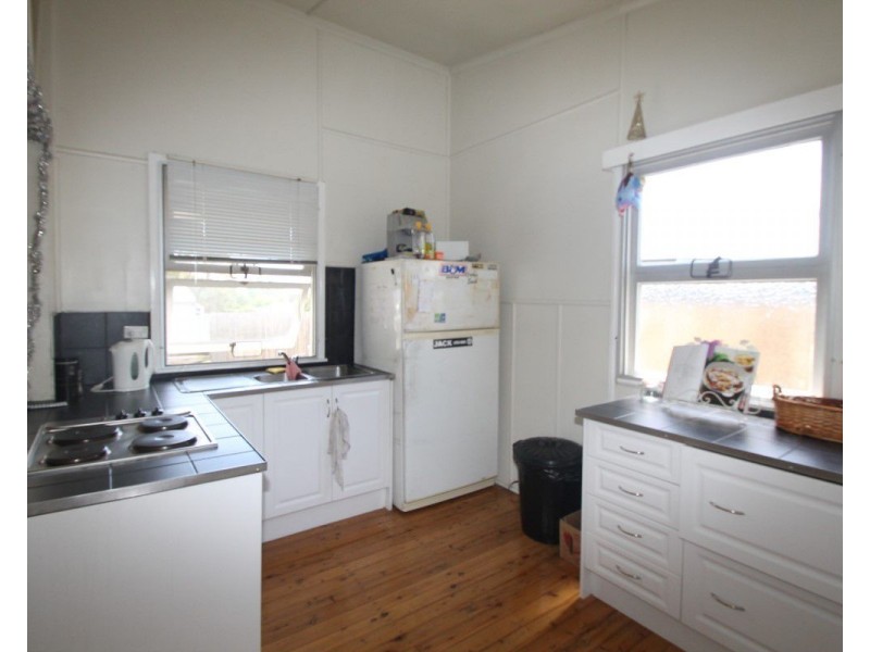 62 Myrtle Avenue, Warwick QLD 4370