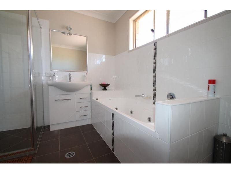 60 Connor Street, Stanthorpe QLD 4380