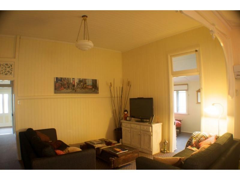 40 Myrtle Avenue, Warwick QLD 4370