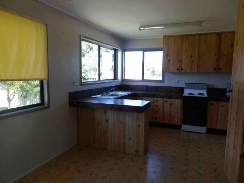 16 Furness Crescent, Warwick QLD 4370