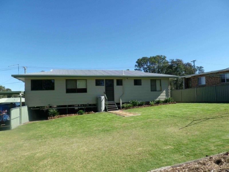 16 Furness Crescent, Warwick QLD 4370