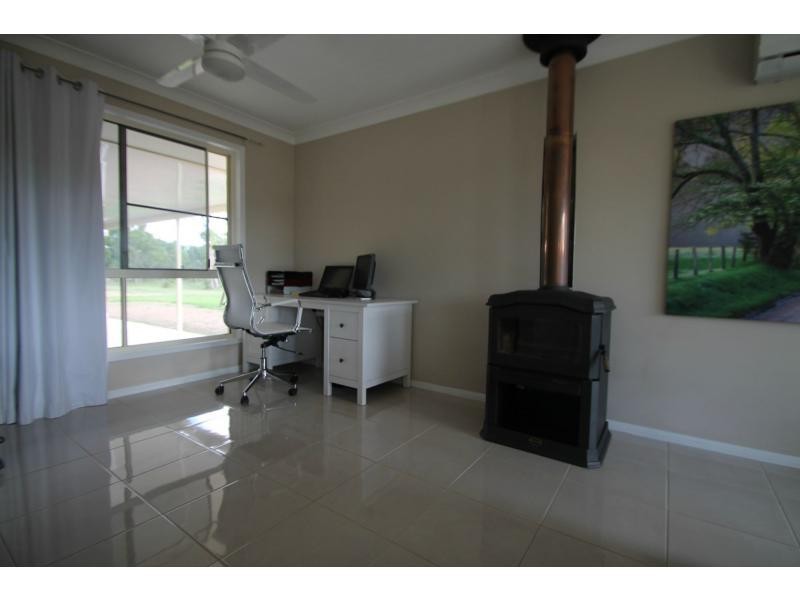 52 Quigleys Road, Warwick QLD 4370