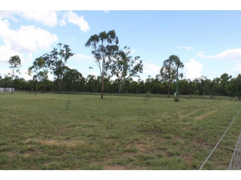 52 Quigleys Road, Warwick QLD 4370