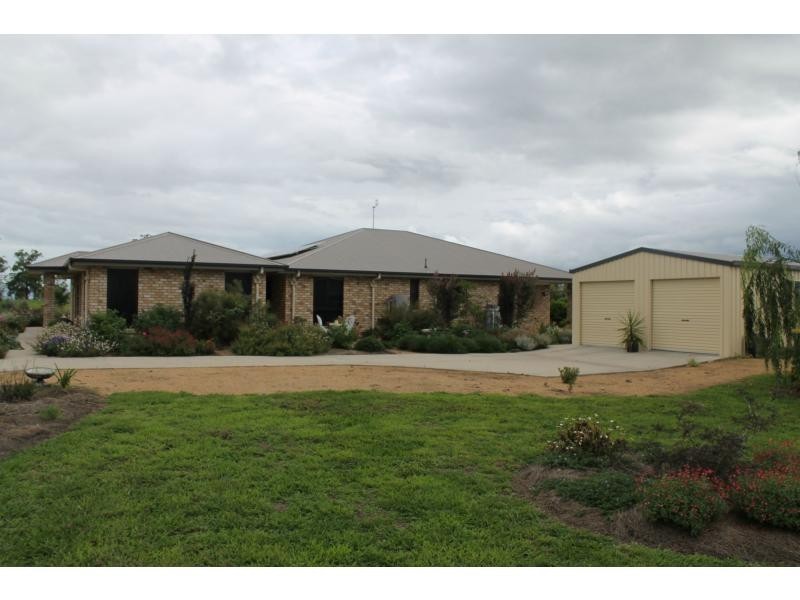 29 Derain Drive, Warwick QLD 4370