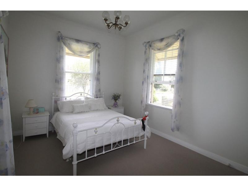 16 King Street, Warwick QLD 4370