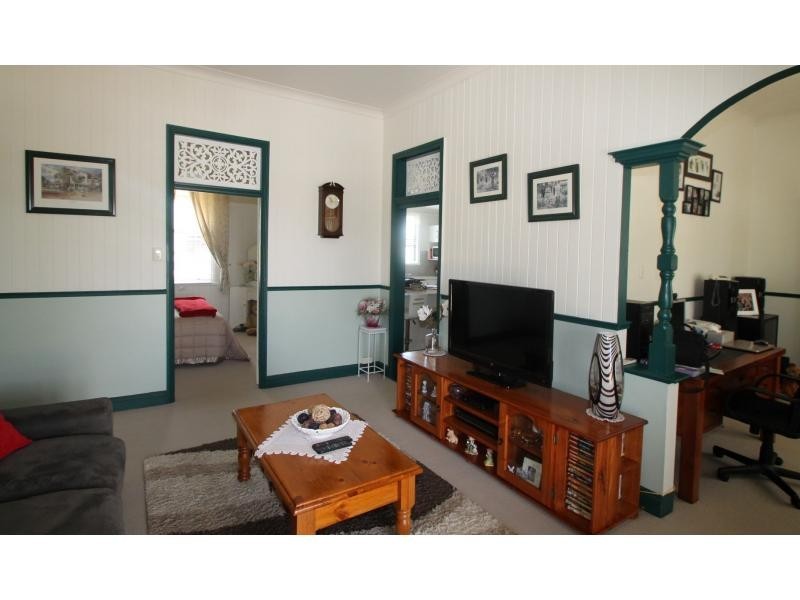 16 King Street, Warwick QLD 4370