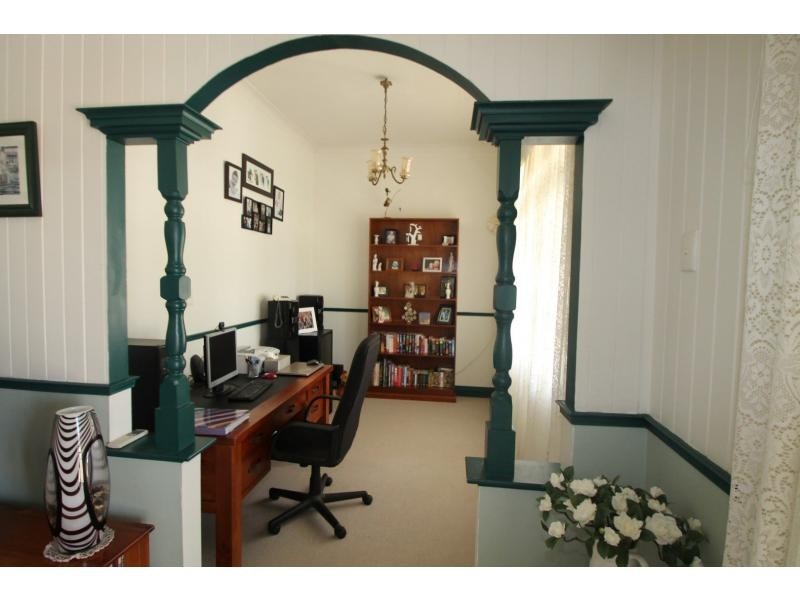 16 King Street, Warwick QLD 4370