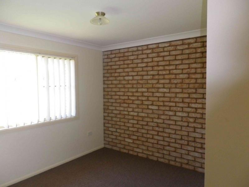 2/10 Dragon Street, Warwick QLD 4370