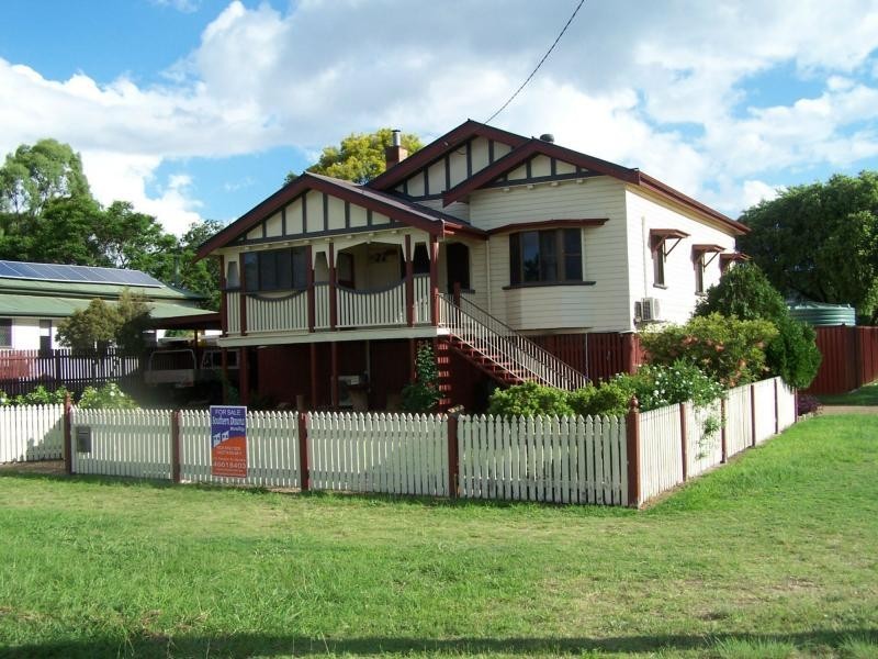 131 Percy Street, Warwick QLD 4370