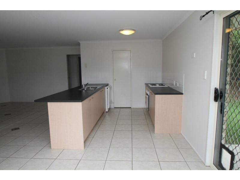 Unit 2/7 Coorey Place, Warwick QLD 4370