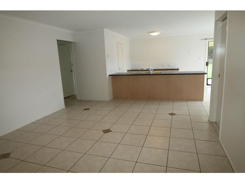 Unit 2/7 Coorey Place, Warwick QLD 4370