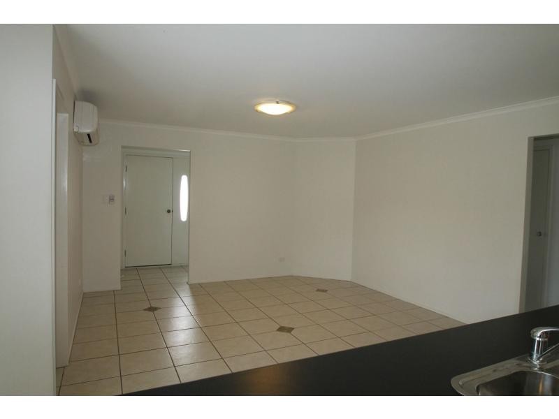 Unit 2/7 Coorey Place, Warwick QLD 4370