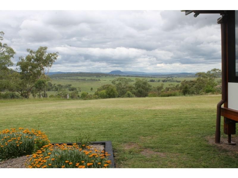 67 Holzwarts Road, Berat QLD 4362