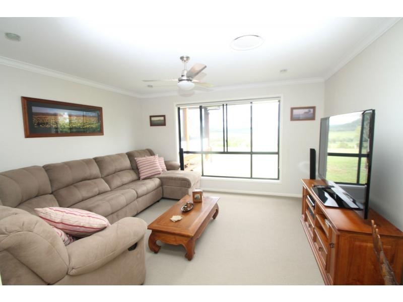 67 Holzwarts Road, Berat QLD 4362