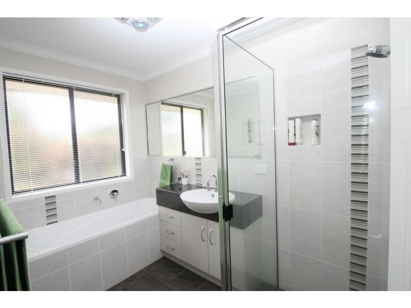 67 Holzwarts Road, Berat QLD 4362