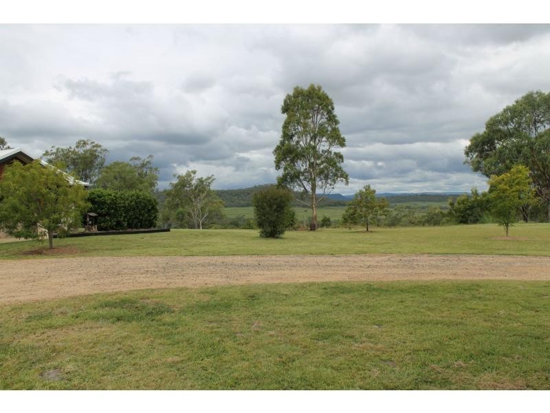 67 Holzwarts Road, Berat QLD 4362