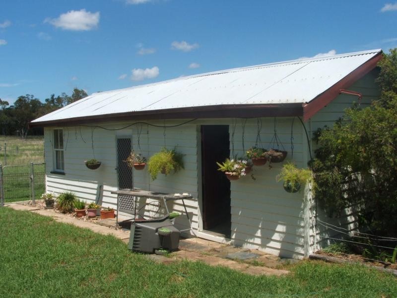 20726 Cunningham Highway, Gore QLD 4352