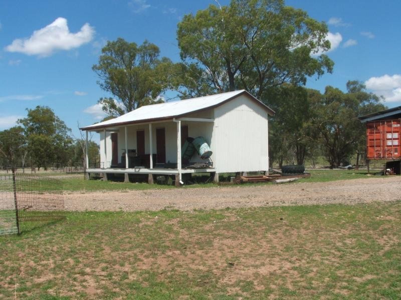 20726 Cunningham Highway, Gore QLD 4352