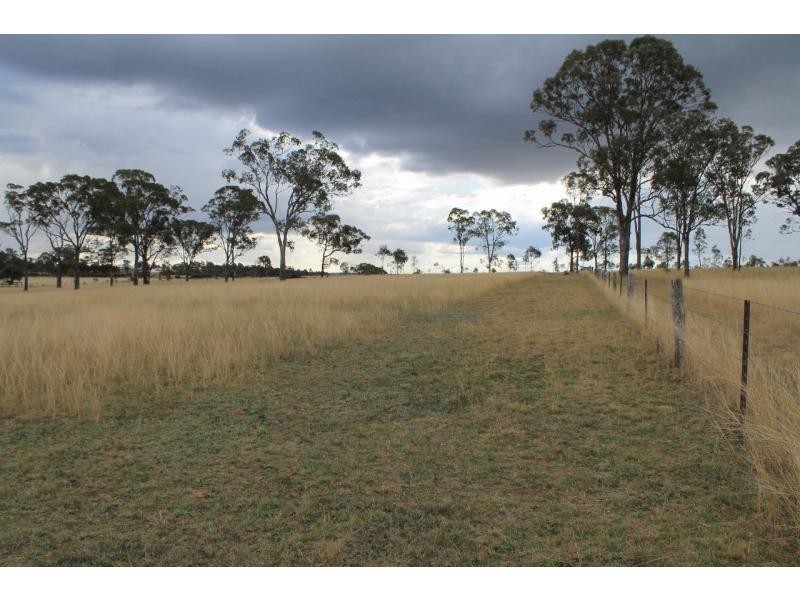 252 Warner Street, Warwick QLD 4370