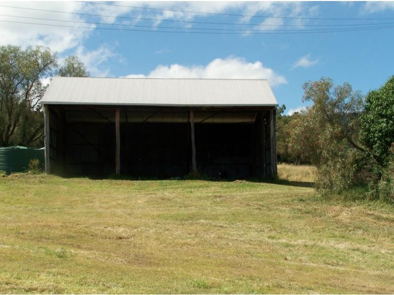 10905 Cunningham Highway, Gladfield QLD 4370