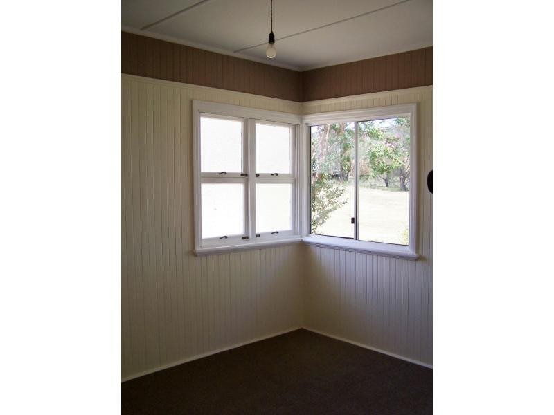 10905 Cunningham Highway, Gladfield QLD 4370