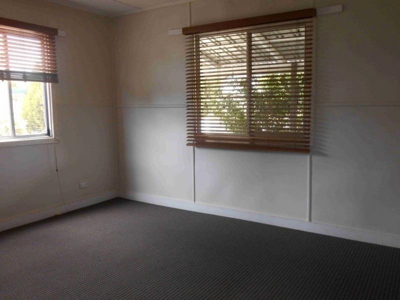 5 Clowes Crescent, Warwick QLD 4370