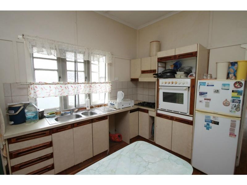 9 Myrtle Avenue, Warwick QLD 4370