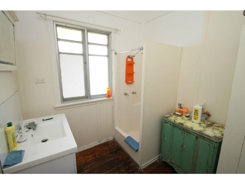 9 Myrtle Avenue, Warwick QLD 4370