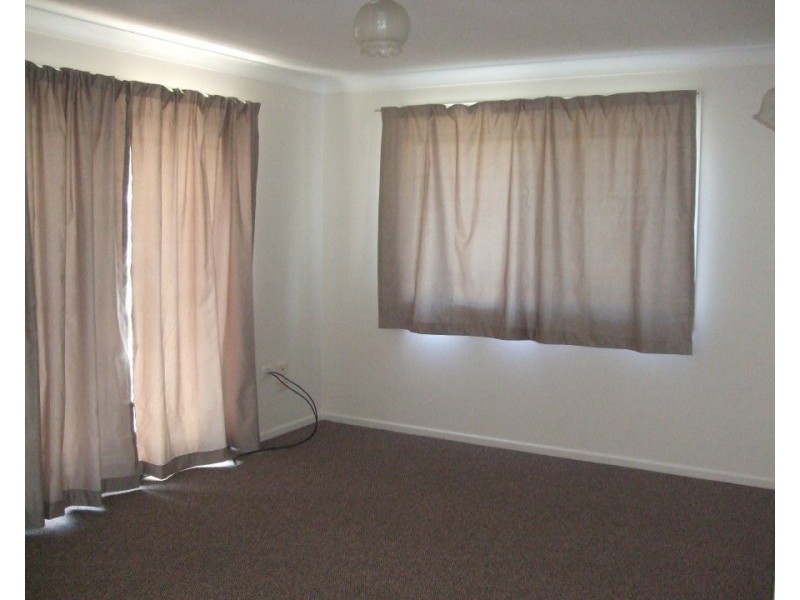 1/15 Wattle Avenue, Warwick QLD 4370