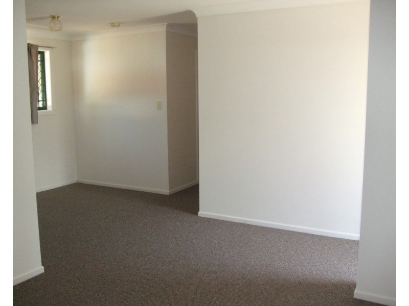 1/15 Wattle Avenue, Warwick QLD 4370