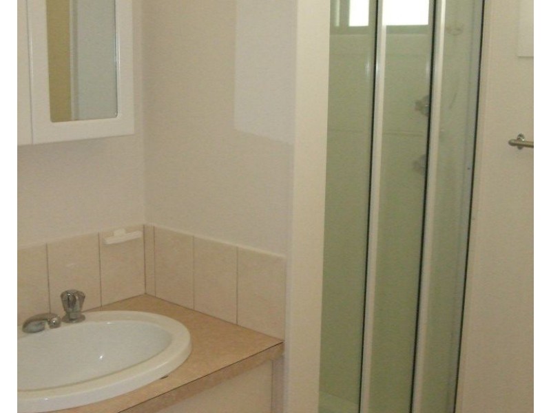 1/15 Wattle Avenue, Warwick QLD 4370