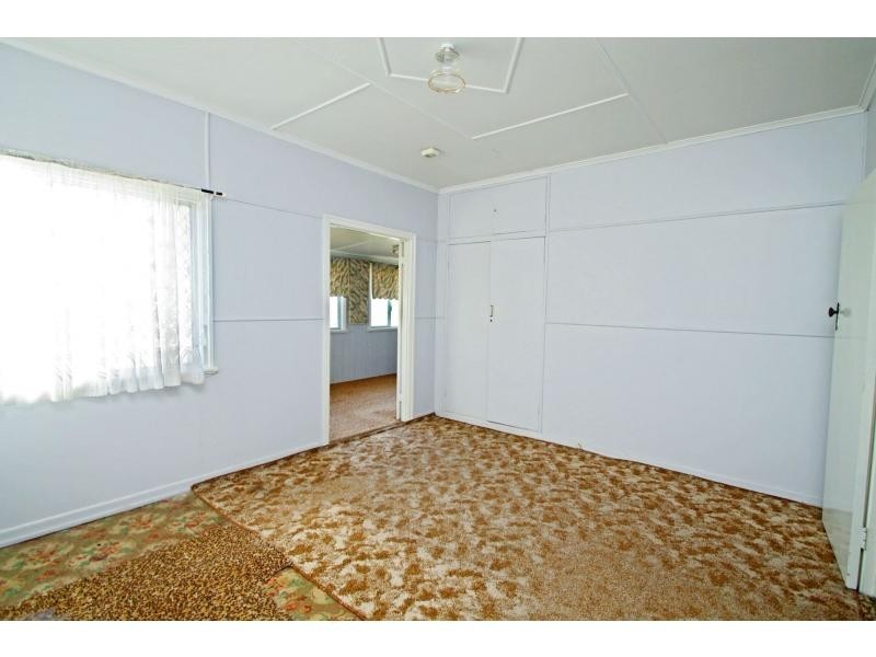 6 Wilga Avenue, Warwick QLD 4370