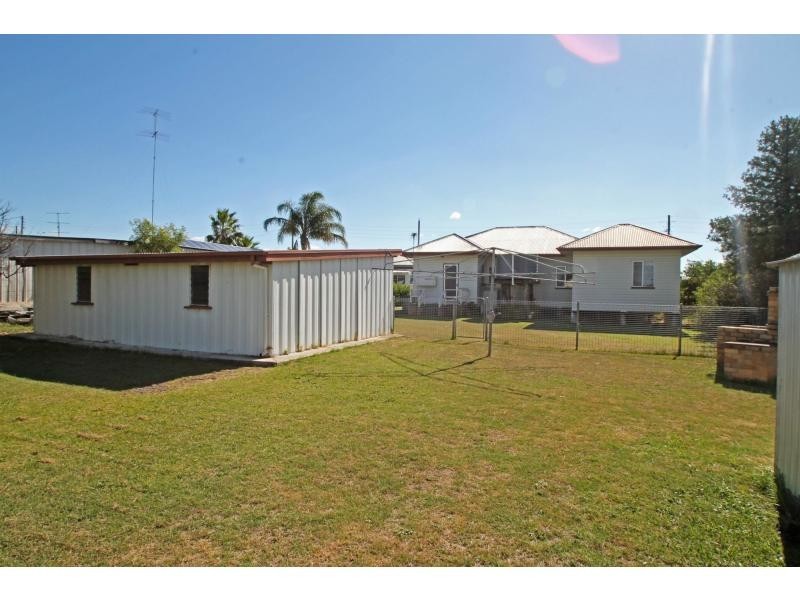 6 Wilga Avenue, Warwick QLD 4370