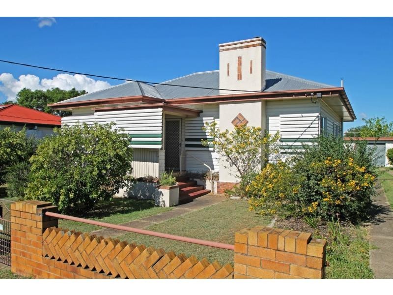 6 Wilga Avenue, Warwick QLD 4370