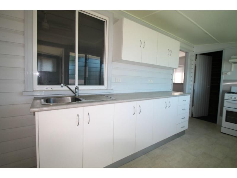 10 Albion Street, Warwick QLD 4370