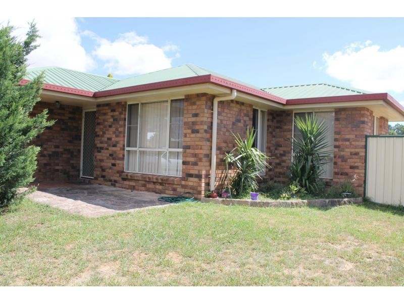 13 Flynn Drive, Warwick QLD 4370