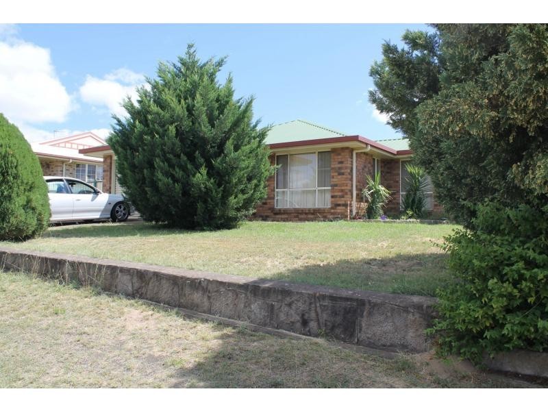 13 Flynn Drive, Warwick QLD 4370