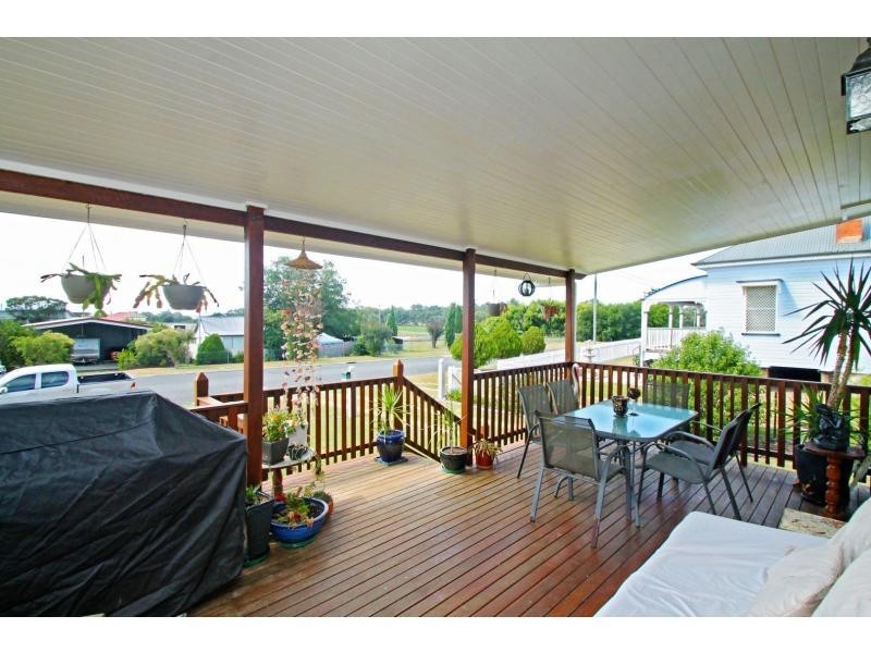 55 Lyons Street, Warwick QLD 4370